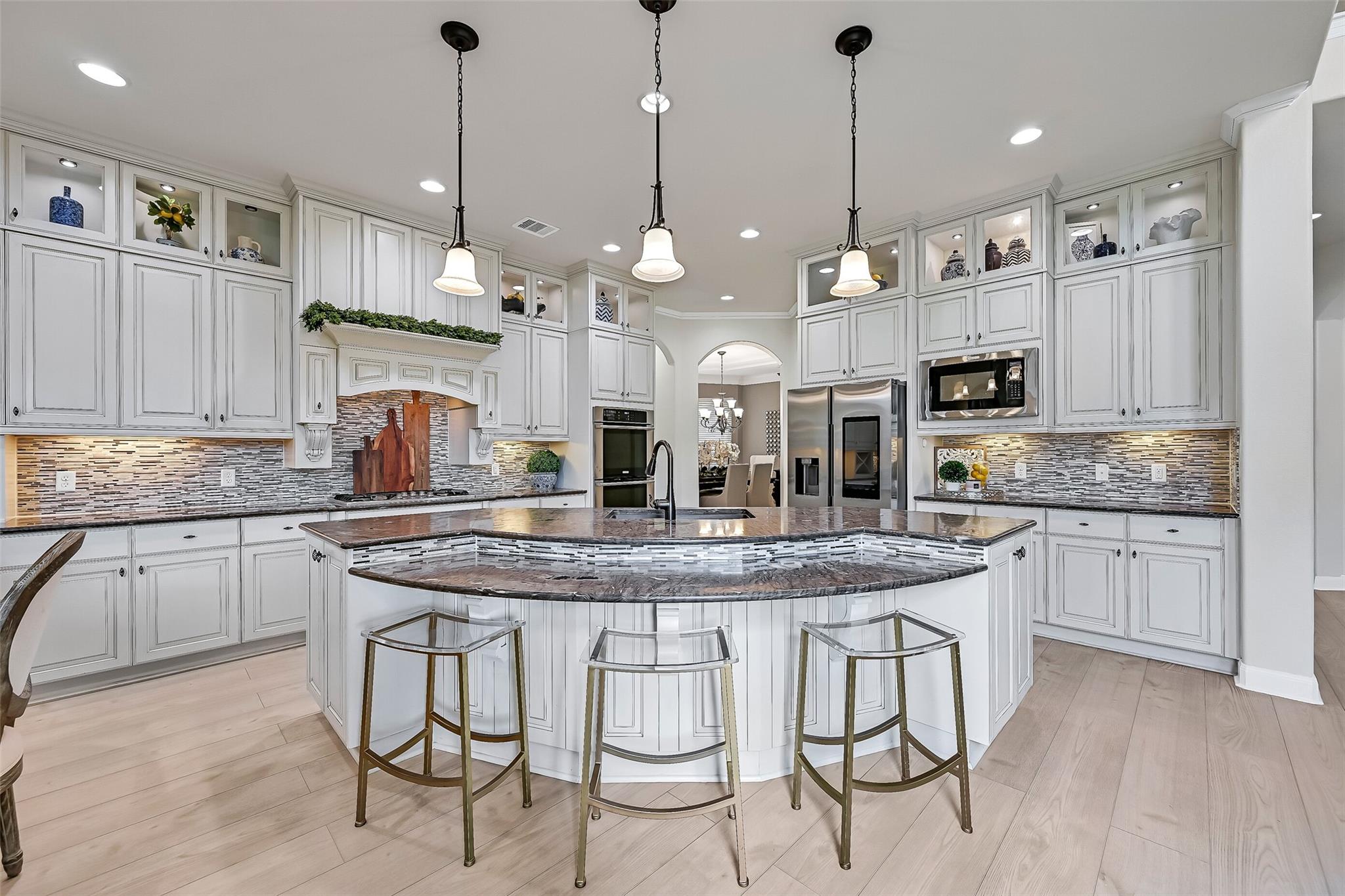 2204 Stillhouse Hollow Lane