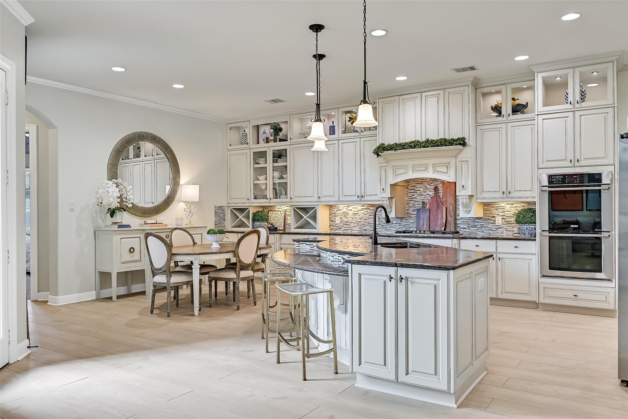 2204 Stillhouse Hollow Lane