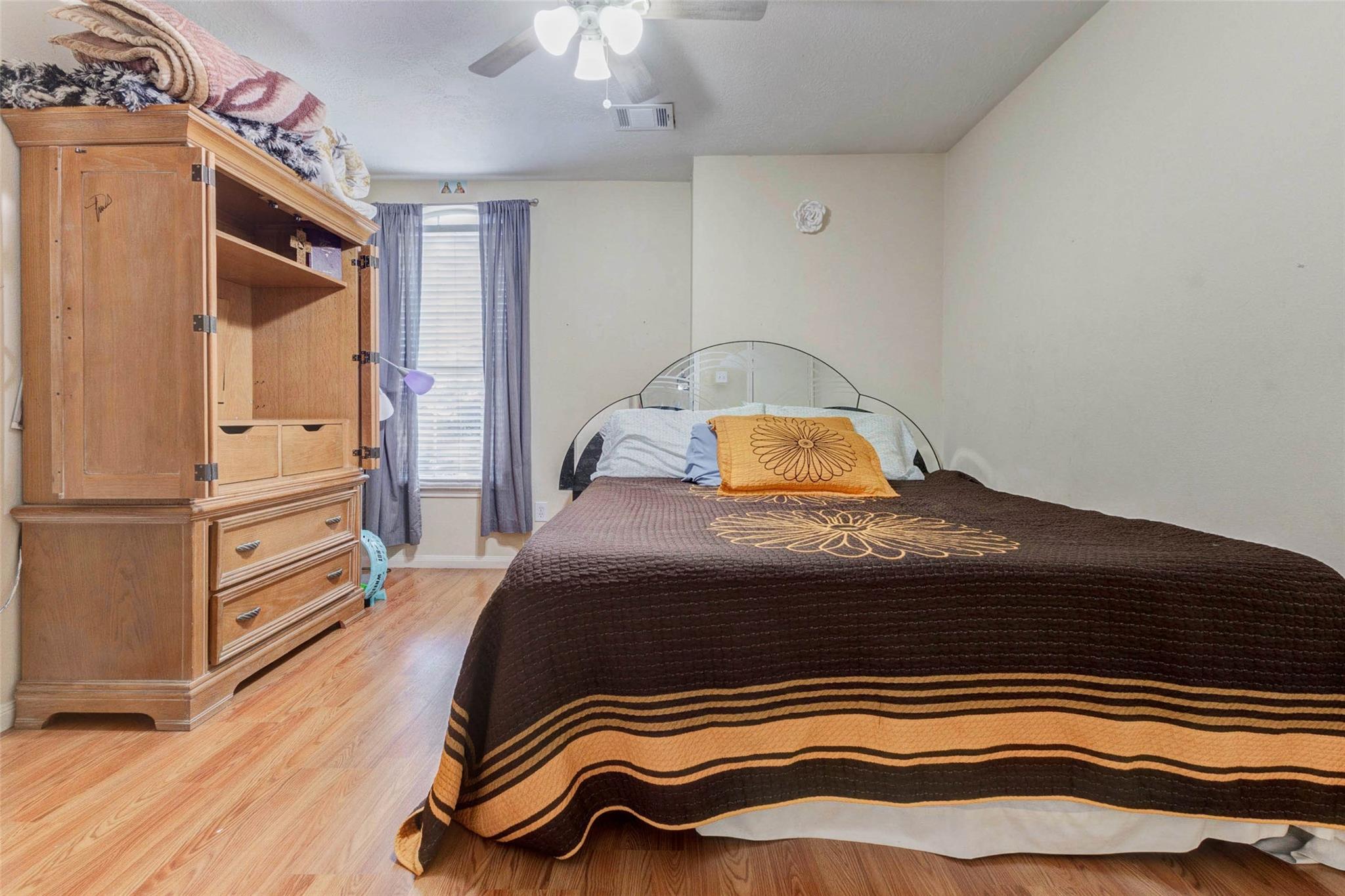 5531 Dapplewood Lane