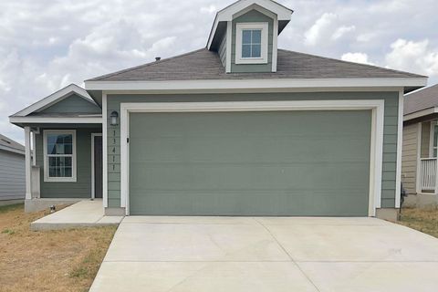 Photo of 13411 Ashworth Boulevard, San Antonio, TX 78221 (MLS # 74822958)