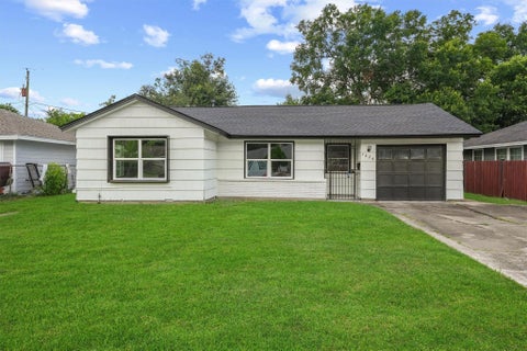 Photo of 5826 Belmark Street, Houston, TX 77033 (MLS # 7887467)