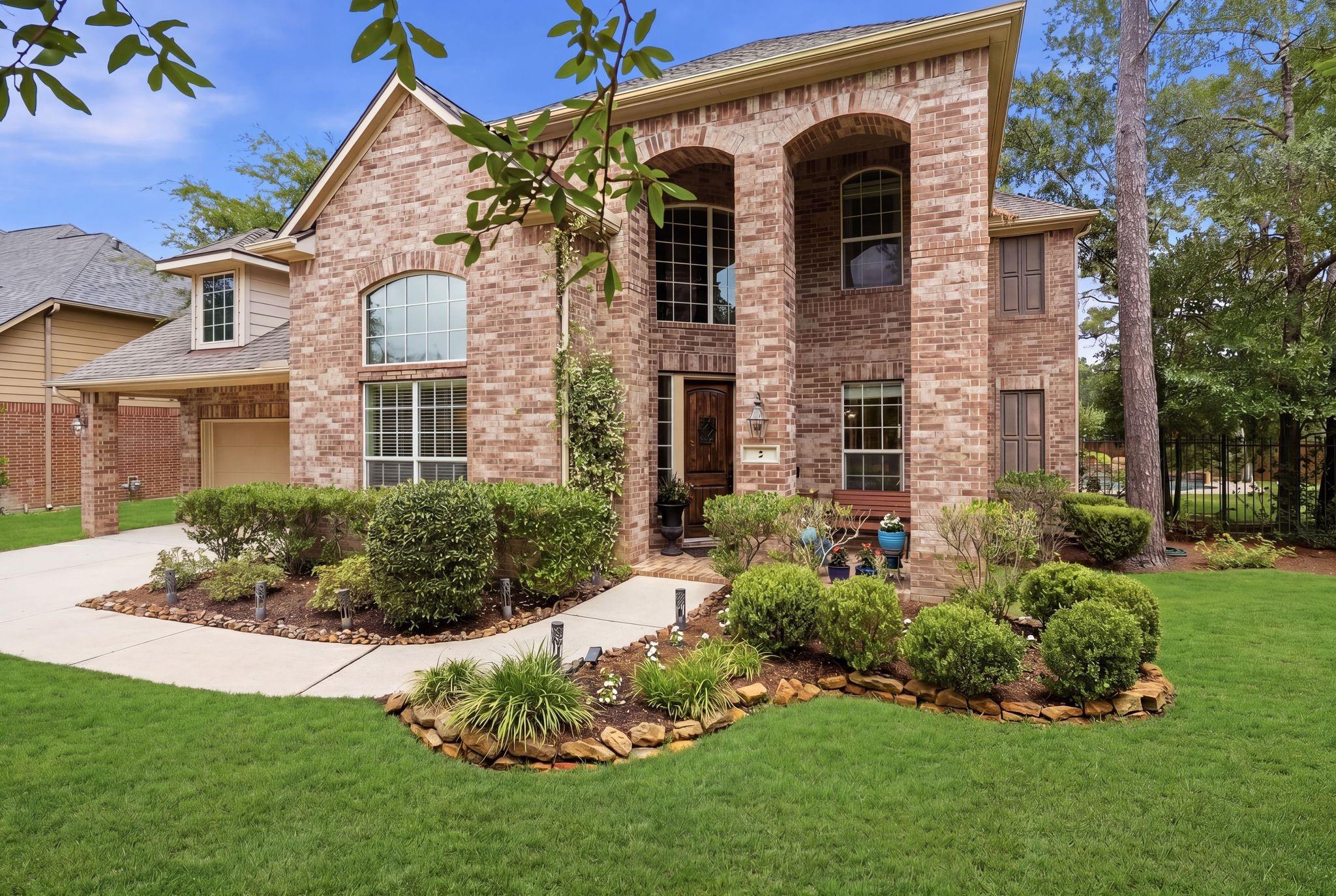 2 Indigo Bunting Place