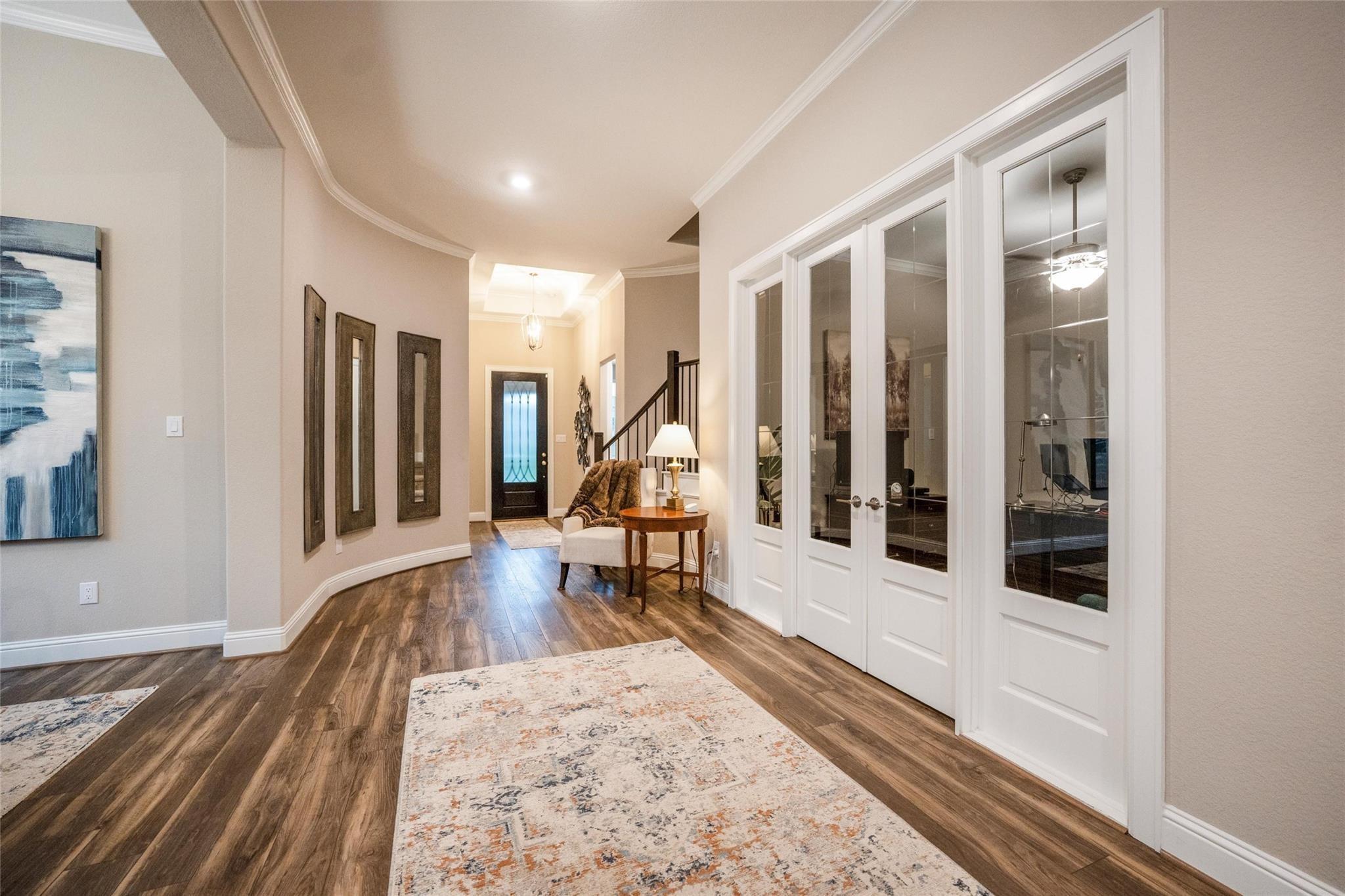 915 Falcon Hollow Lane