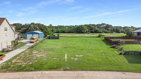 Vacant Land For Sale - W Flamingo Drive<br/> Seabrook, TX 77586