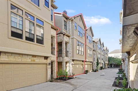 Photo of 5213 Eigel Street #B, Houston, TX 77007 (MLS # 20677568)