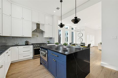 Tiny photo for 5617 Val Verde Street, Houston, TX 77057 (MLS # 30960307)