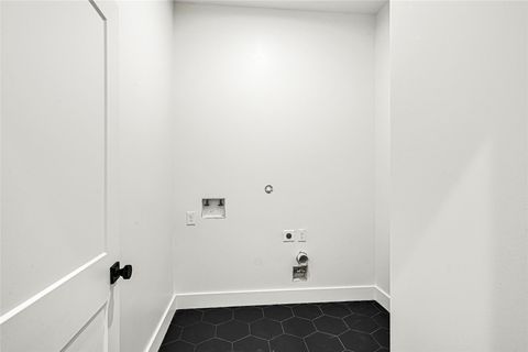 Tiny photo for 5617 Val Verde Street, Houston, TX 77057 (MLS # 30960307)