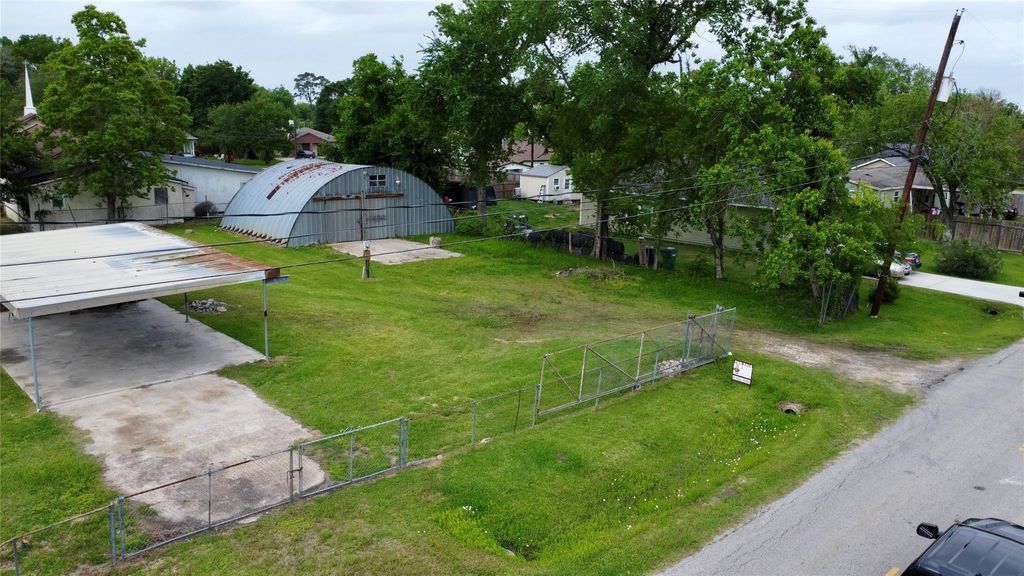 Photo of 400 Dreamland Avenue, Crosby, TX 77532 (MLS # 35826554)