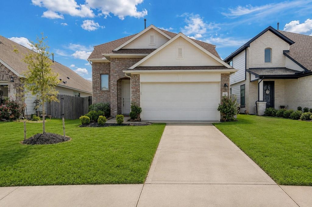 Photo of 20522 Laila Manor Lane, Richmond, TX 77407 (MLS # 65647398)