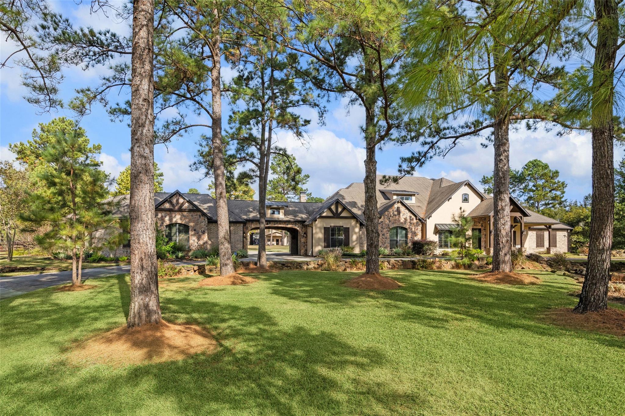 11 Willowcreek Ranch Road