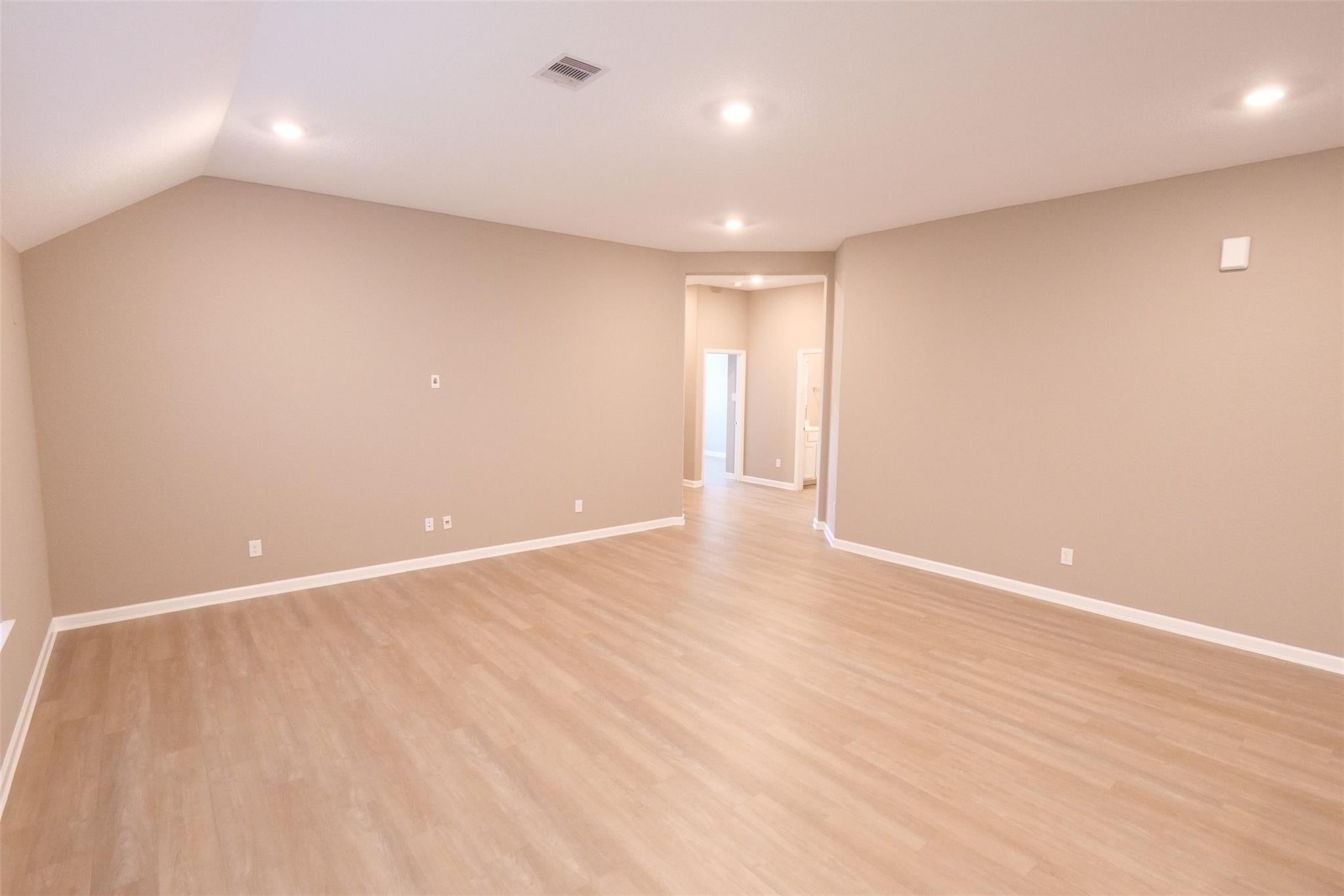 7211 Songlark Landing