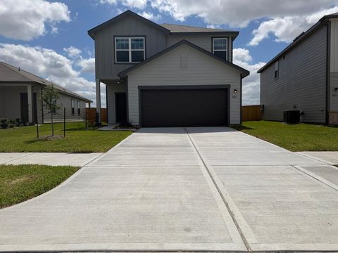 Apartment For Sale - 8427 Vacek Crossing Way<br/> Richmond, TX 77469