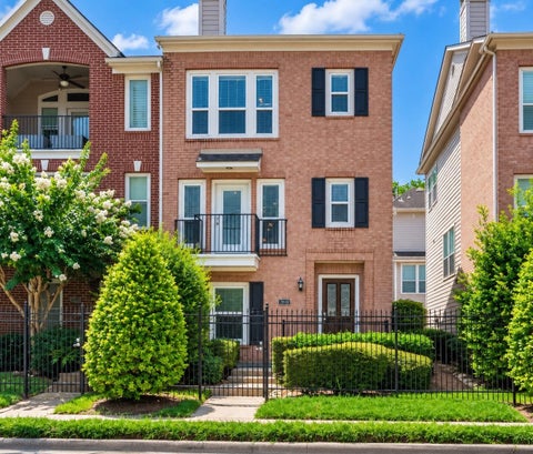 Photo of 2615 W Dallas Street, Houston, TX 77019 (MLS # 2890593)