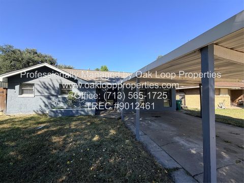 Photo of 8306 Minnesota Street, Houston, TX 77034 (MLS # 73288015)