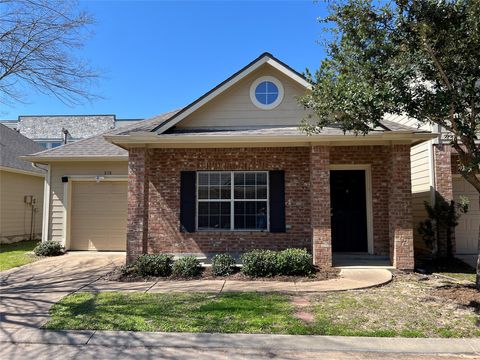 Photo of 818 Sterling Creek Circle, Katy, TX 77450 (MLS # 24802913)