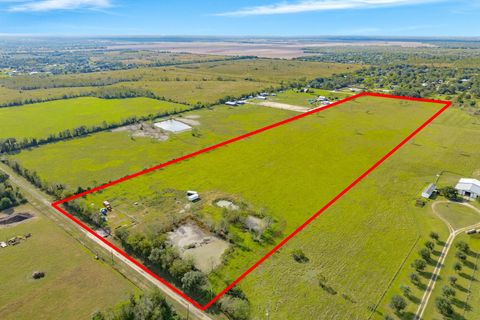 Photo of 1682 Herring Road, Alvin, TX 77511 (MLS # 66089621) Photo of 1682 Herring Road, Alvin, TX 77511 (MLS # 66089621)