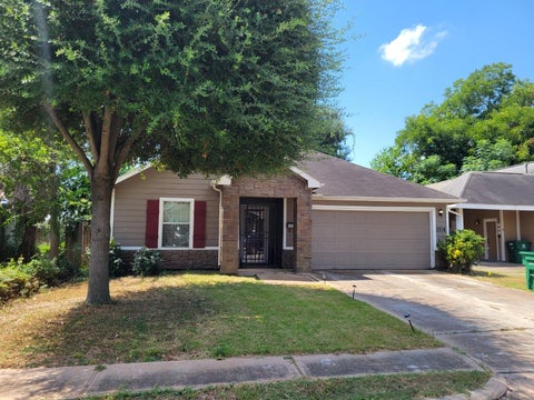 Homes For Rent - 3714 Dennis Street<br/> Harris County, Houston, TX 77004