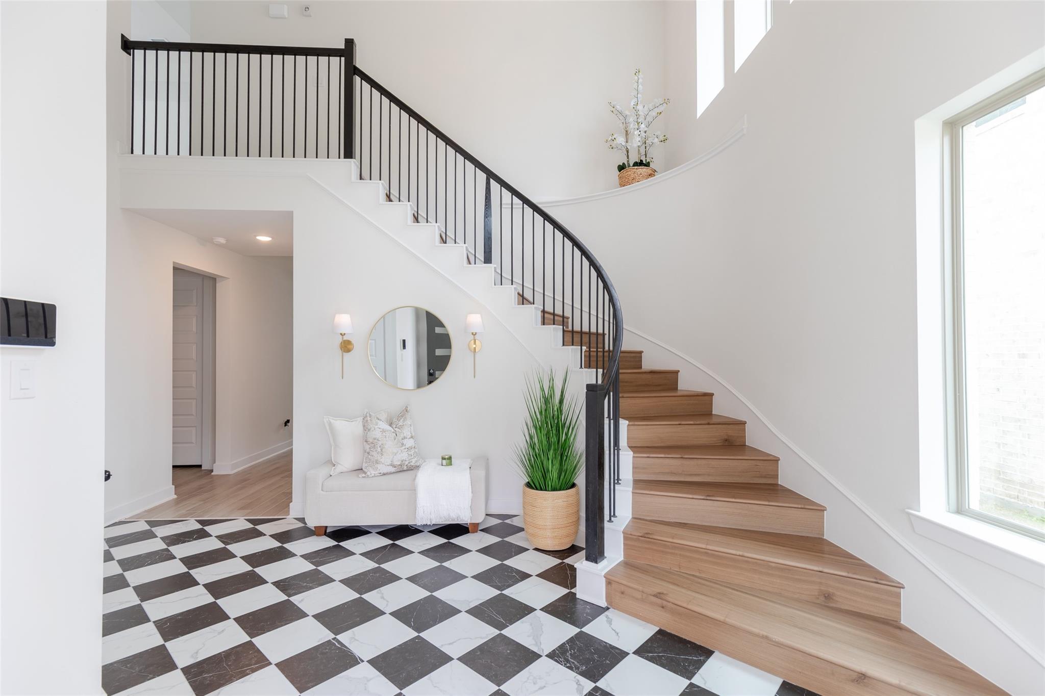28810 Mount Bonnell Lane
