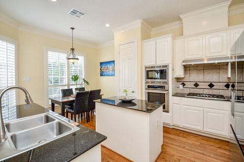 Tiny photo for 2831 Briarhurst Park, Houston, TX 77057 (MLS # 26342176)