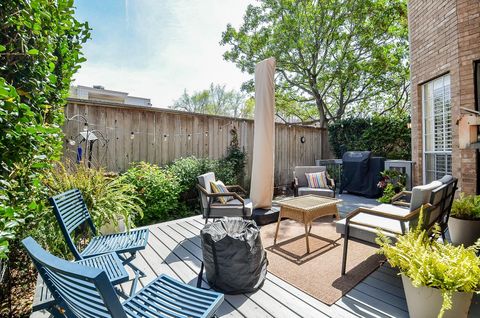 Tiny photo for 2831 Briarhurst Park, Houston, TX 77057 (MLS # 26342176)