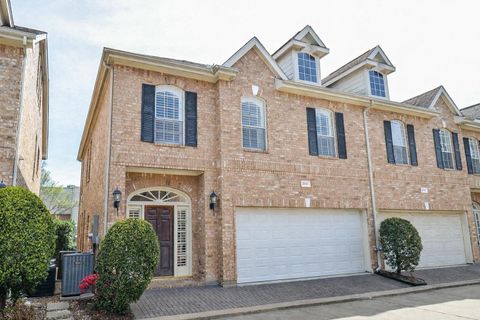 2831 Briarhurst Park Houston TX 77057