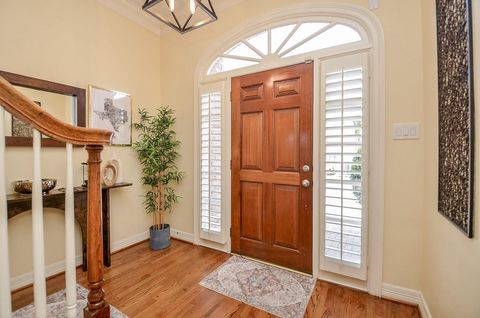 Tiny photo for 2831 Briarhurst Park, Houston, TX 77057 (MLS # 26342176)