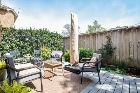 Tiny photo for 2831 Briarhurst Park, Houston, TX 77057 (MLS # 26342176)