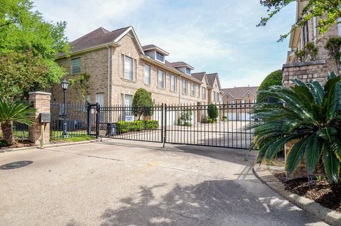 Tiny photo for 2831 Briarhurst Park, Houston, TX 77057 (MLS # 26342176)