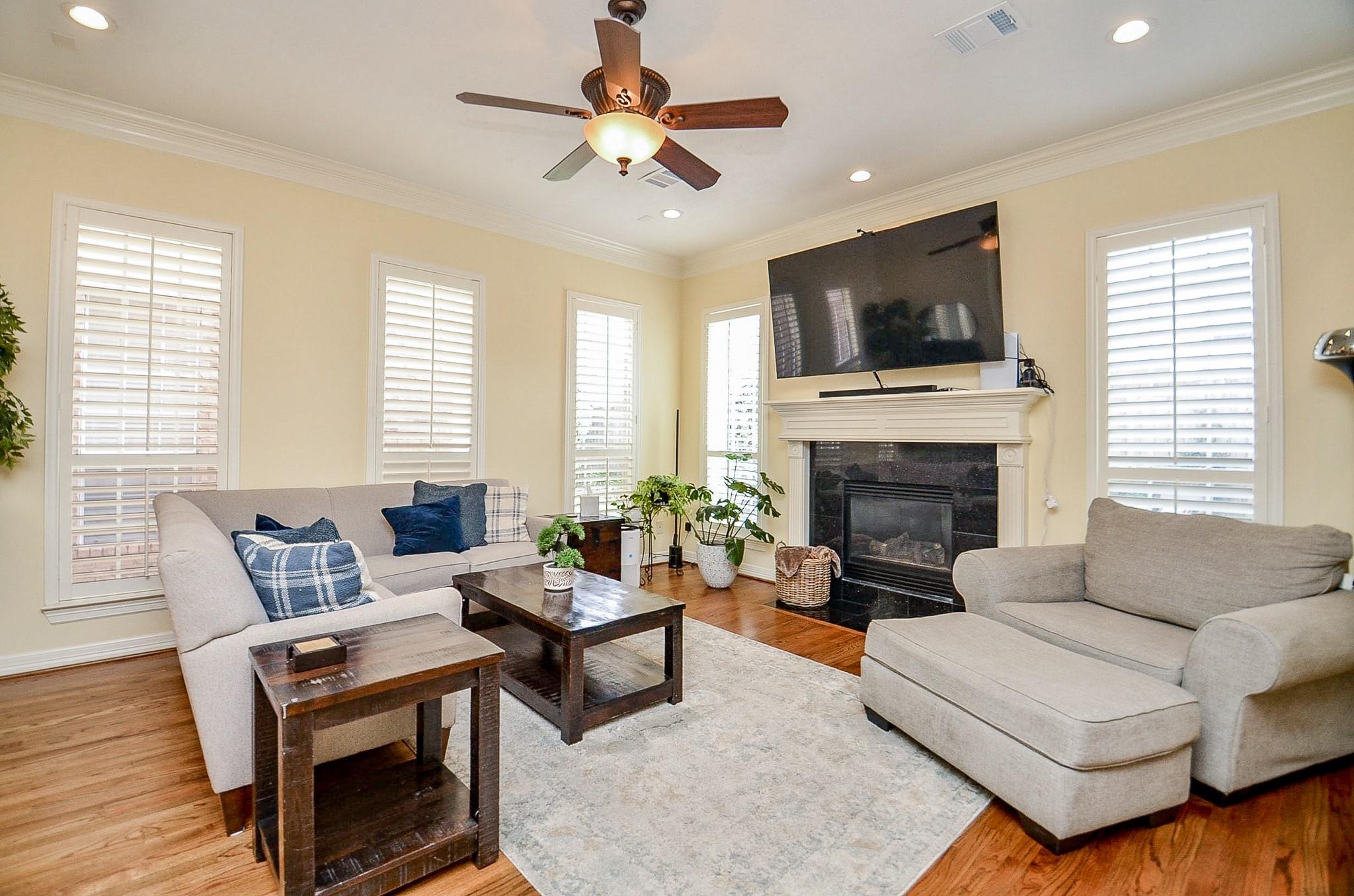 2831 Briarhurst Park