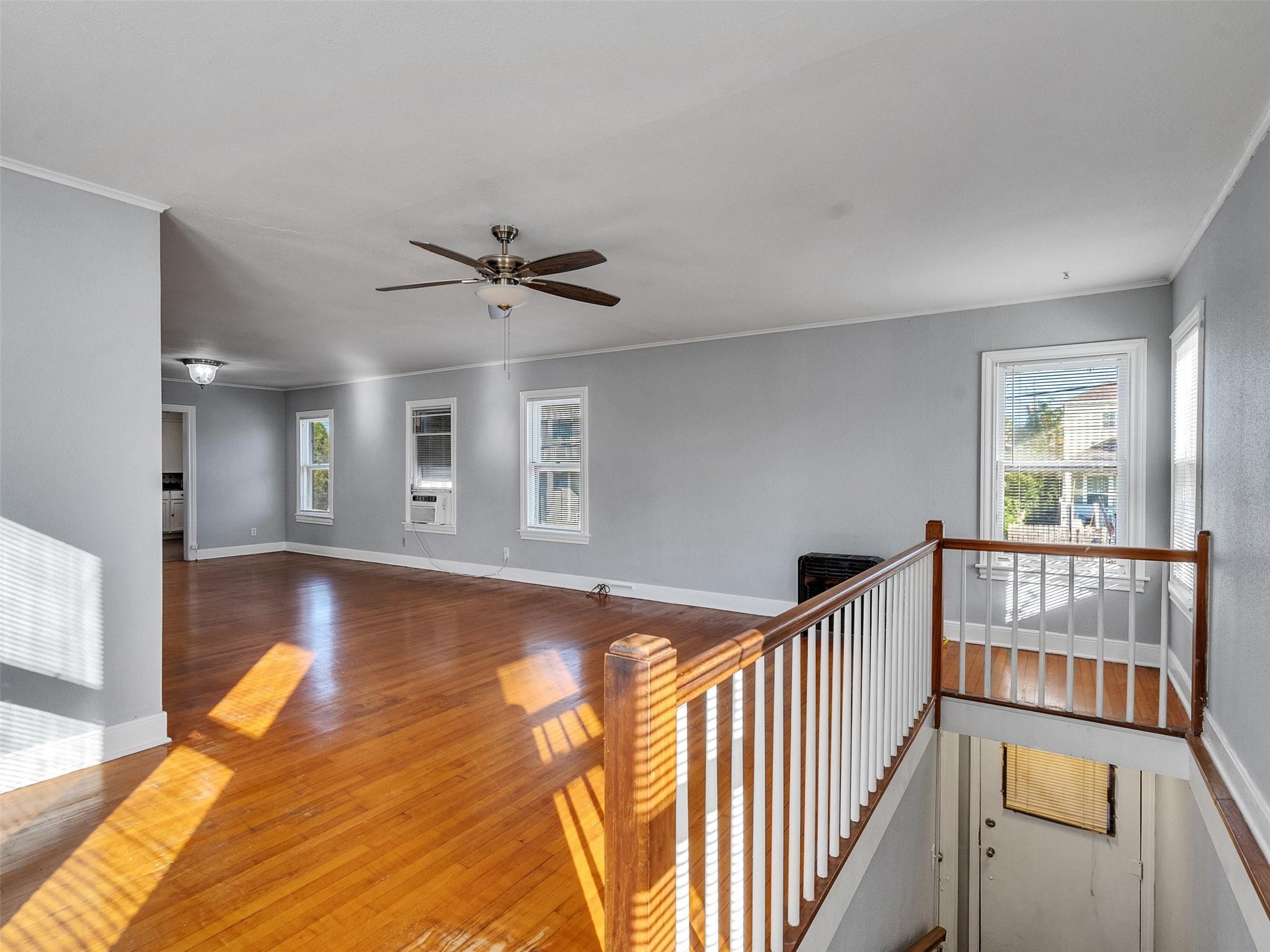 5019 Avenue M 1/2