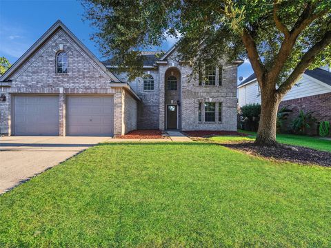 Photo of 932 Christopher Lane, Baytown, TX 77521 (MLS # 23986459)