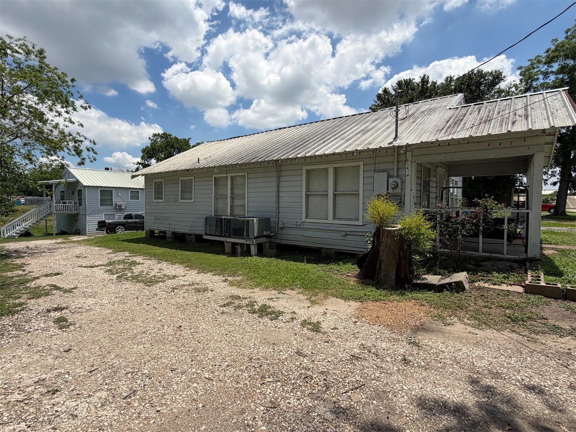 109 Tascott Street