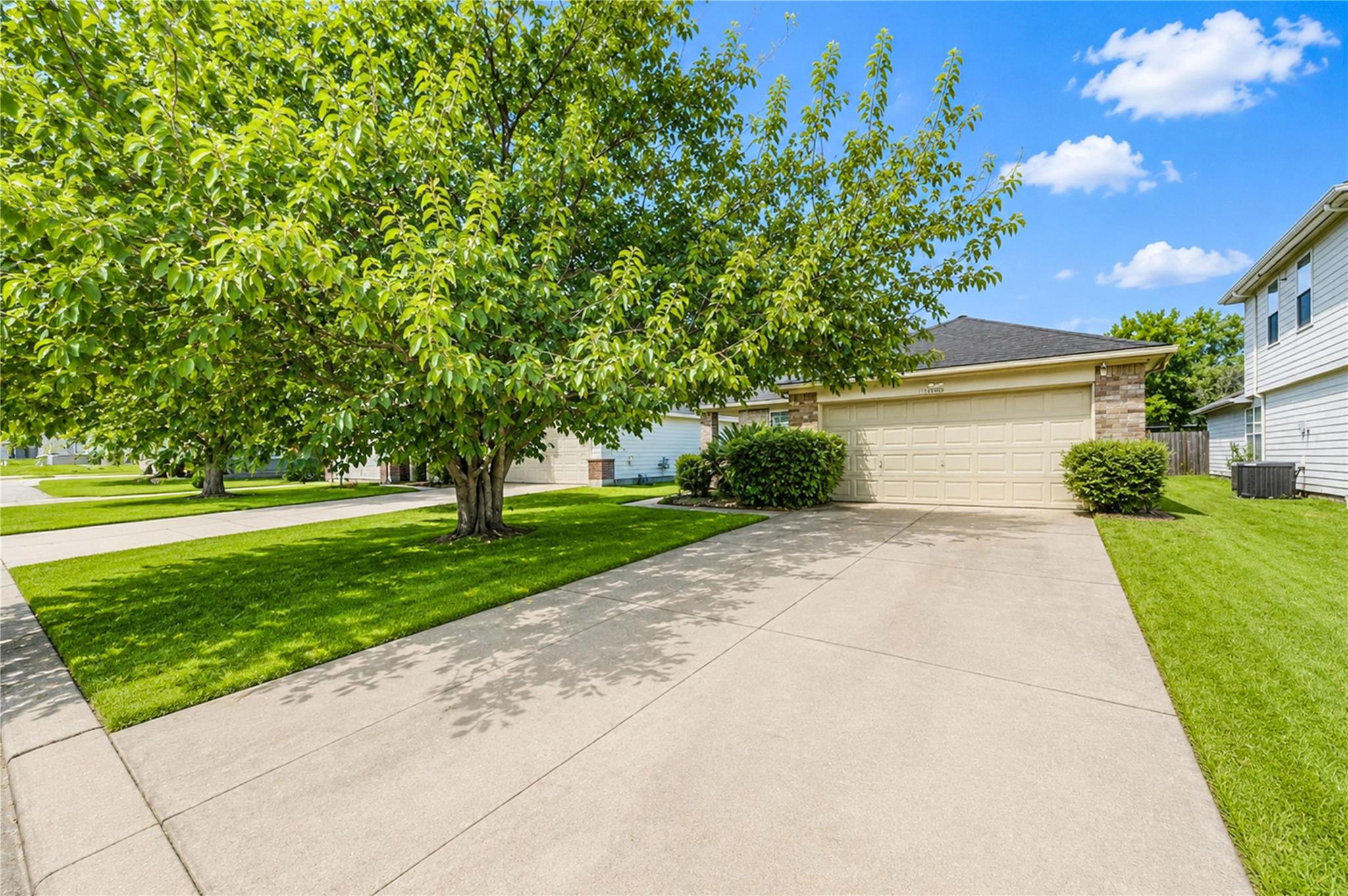 7602 Drifting Willow Court