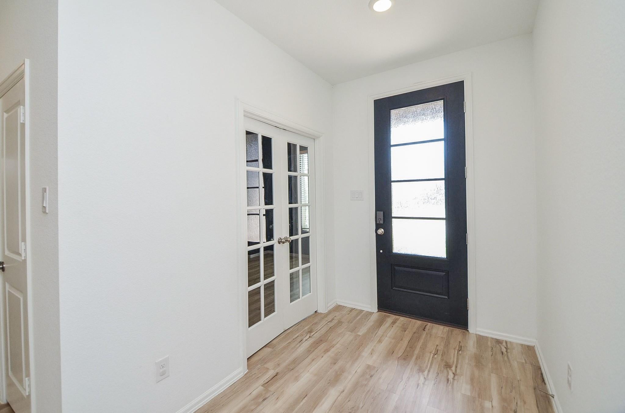 5118 Winslow Grove Drive