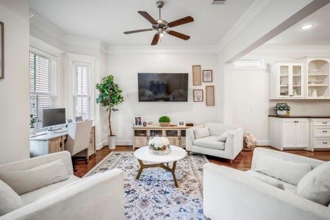 Tiny photo for 218 E 27th Street #A, Houston, TX 77008 (MLS # 88347005)