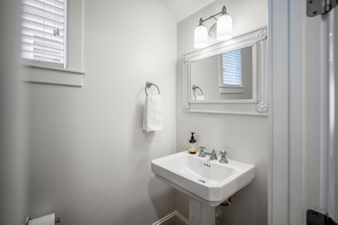 Tiny photo for 218 E 27th Street #A, Houston, TX 77008 (MLS # 88347005)