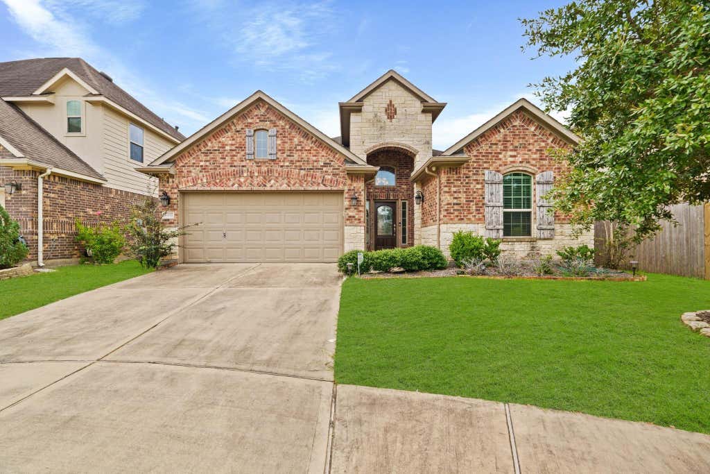 Photo of 18907 Summer Farm Trail, Richmond, TX 77407 (MLS # 43382400)