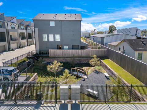 Tiny photo for 4710 Moving Meadows Drive Dr, Houston, TX 77018 (MLS # 88030627)