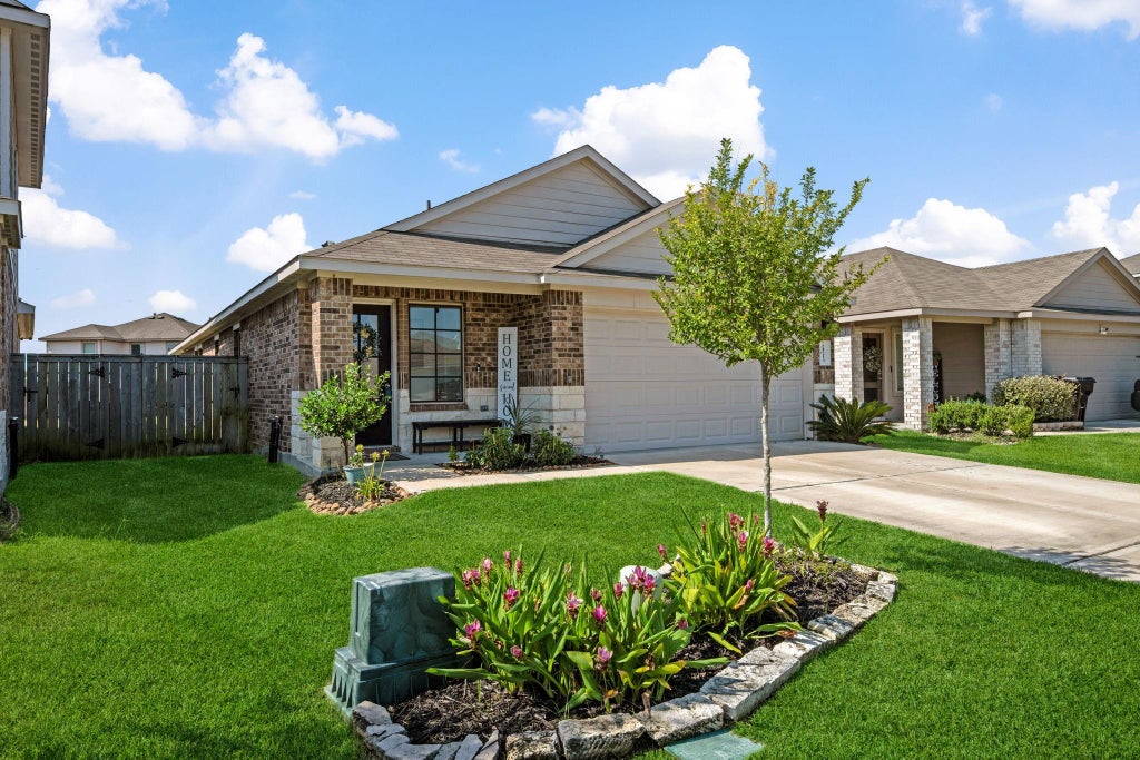 Photo of 21214 Alder Oaks Drive, New Caney, TX 77357 (MLS # 3050359)