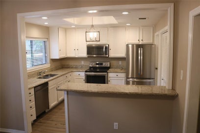 11711 Memorial Drive 563 Houston TX 77024