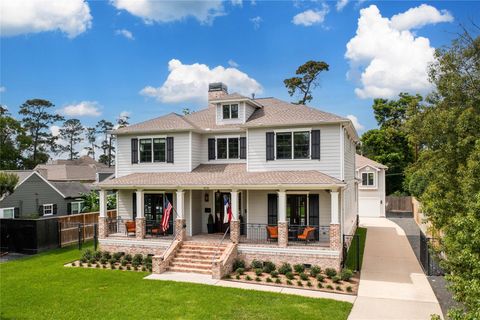 Photo of 416 W 33rd Street, Houston, TX 77018 (MLS # 75857680)