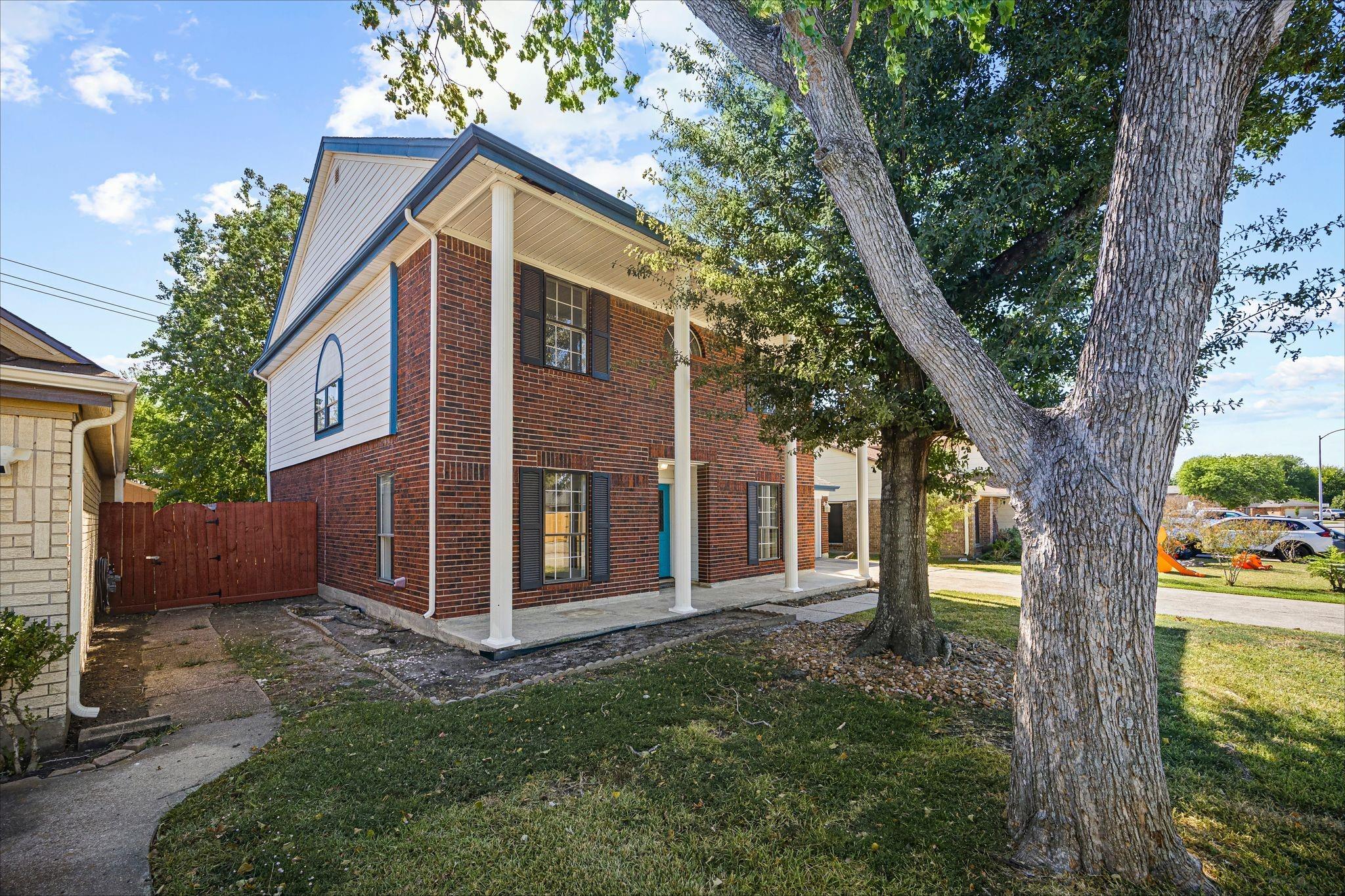 3825 Redbud Drive