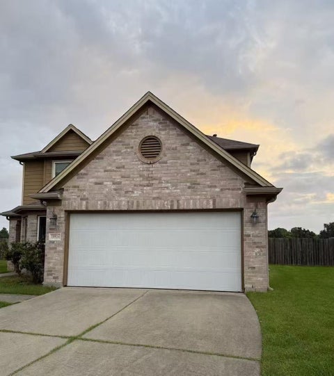 Photo of 13526 E Red Birch Circle, Houston, TX 77038 (MLS # 82868898)