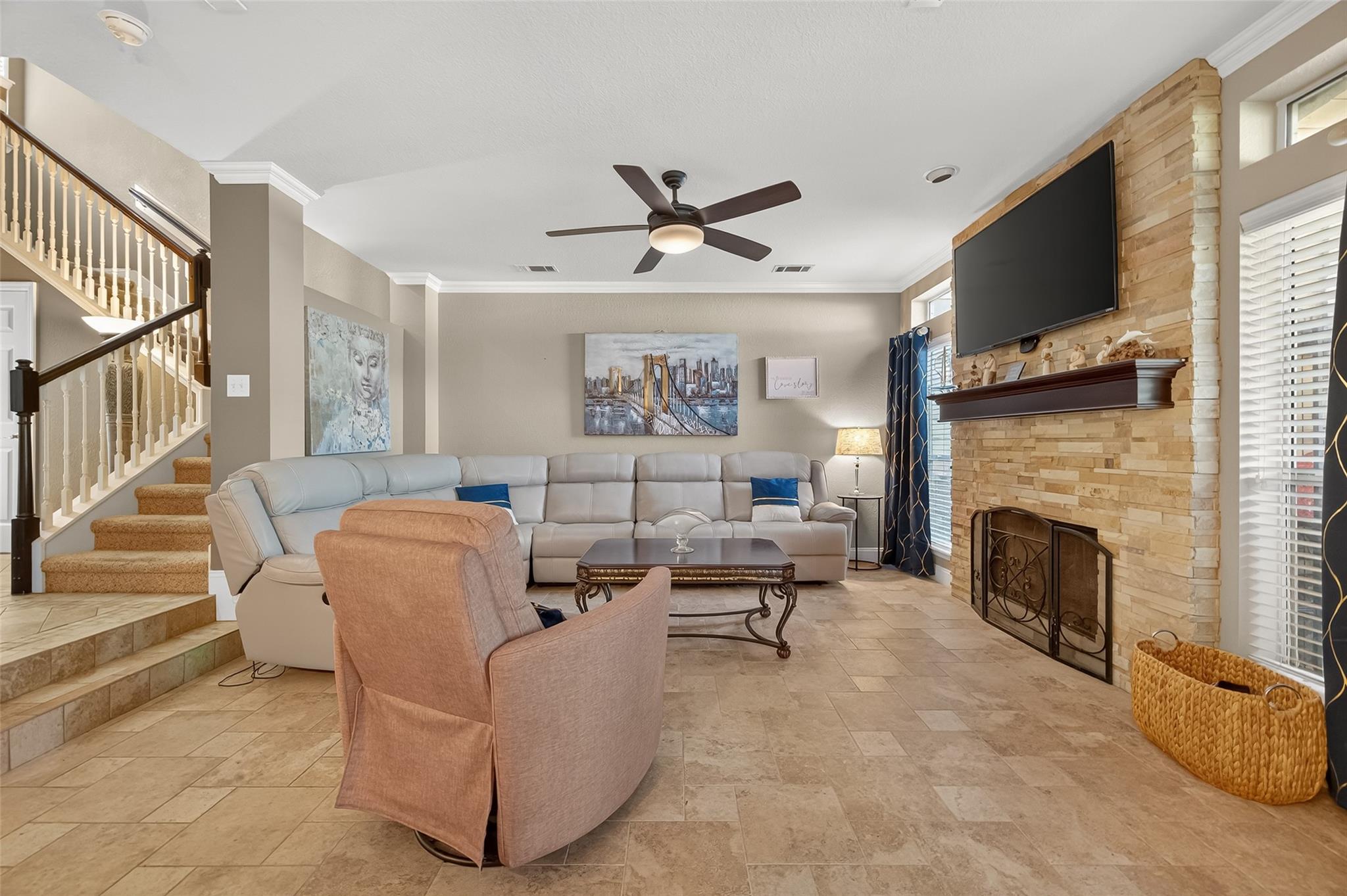 7918 Glenn Cliff Drive