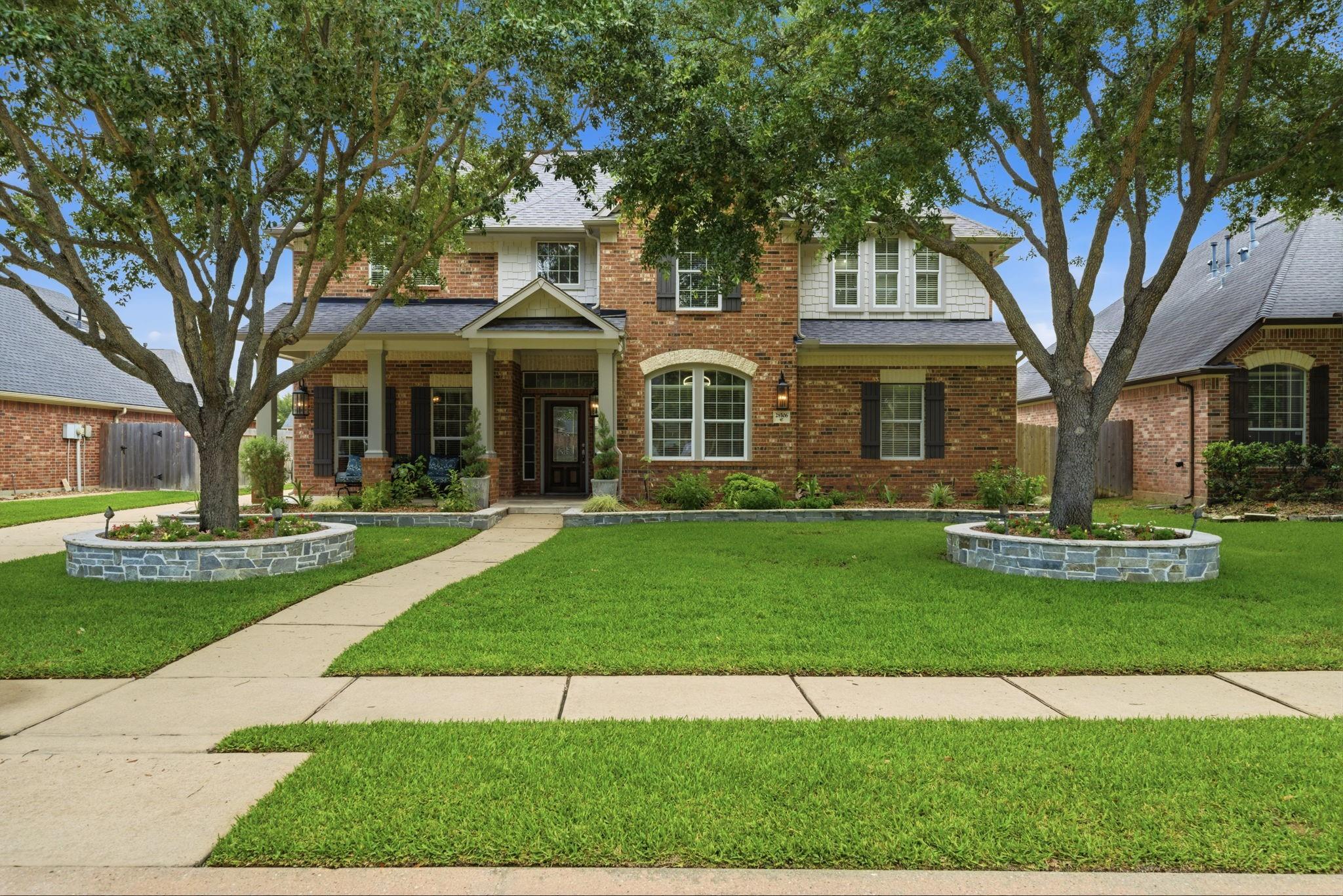 28506 Blue Holly Lane