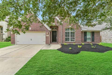 Photo of 13611 Mystic Park Court, Pearland, TX 77584 (MLS # 88479878)