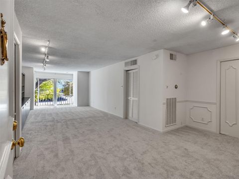 Tiny photo for 5050 Ambassador Way #218, Houston, TX 77056 (MLS # 88437180)