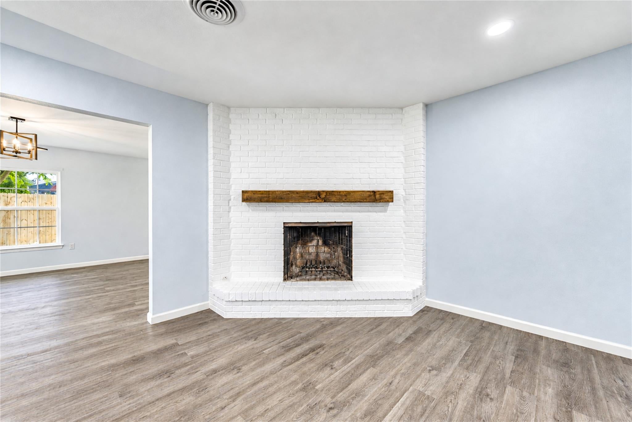 910 Cedar Lane