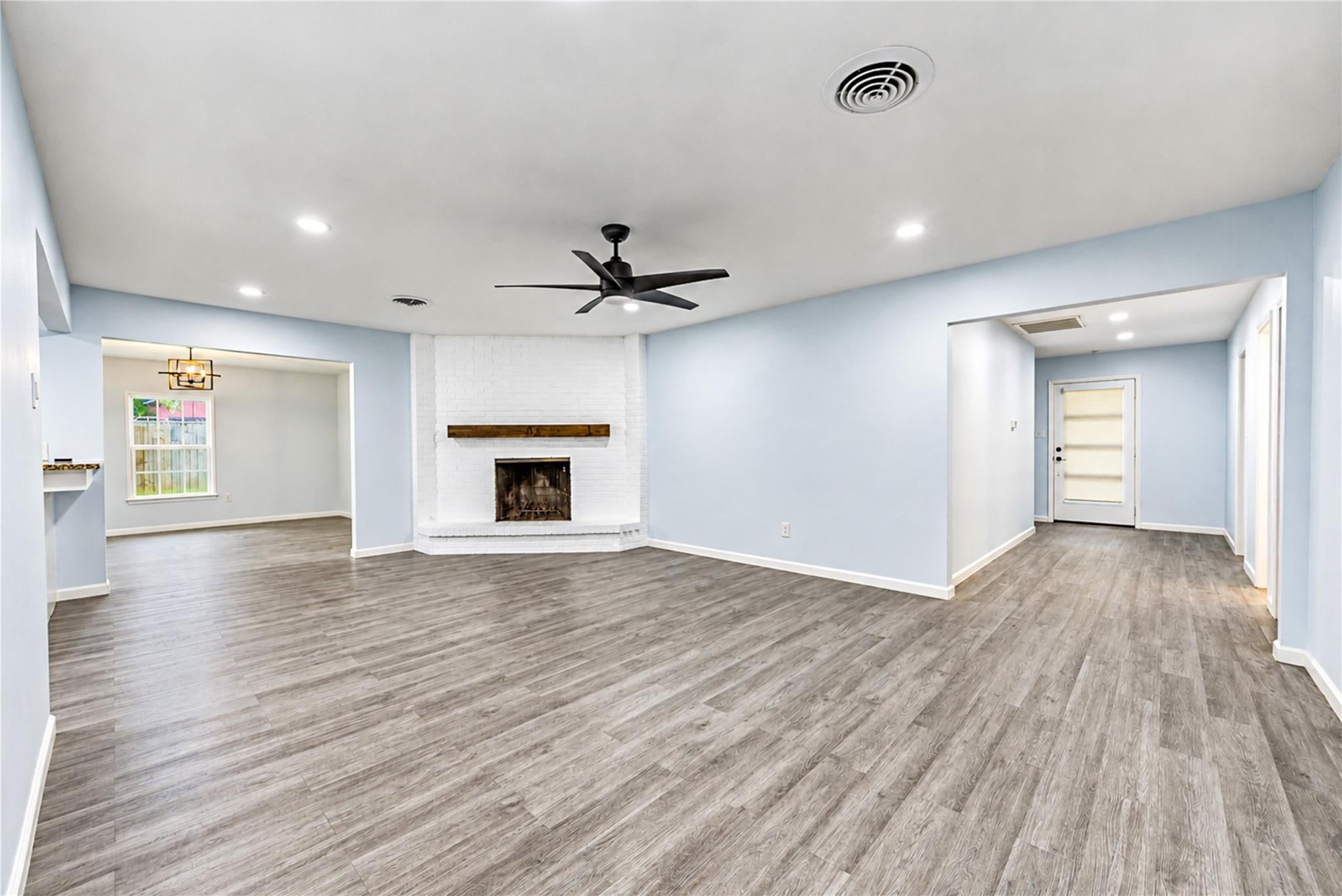 910 Cedar Lane