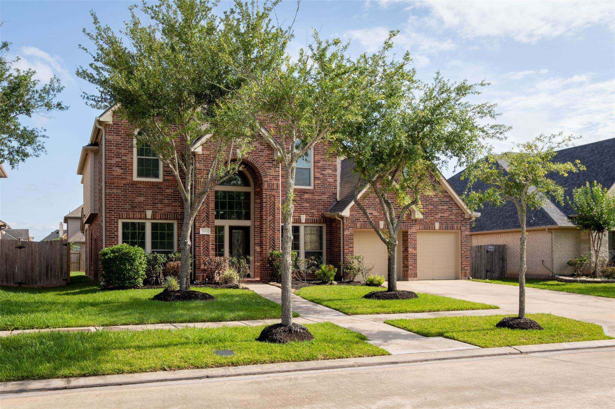 3814 Hunters Gate Court